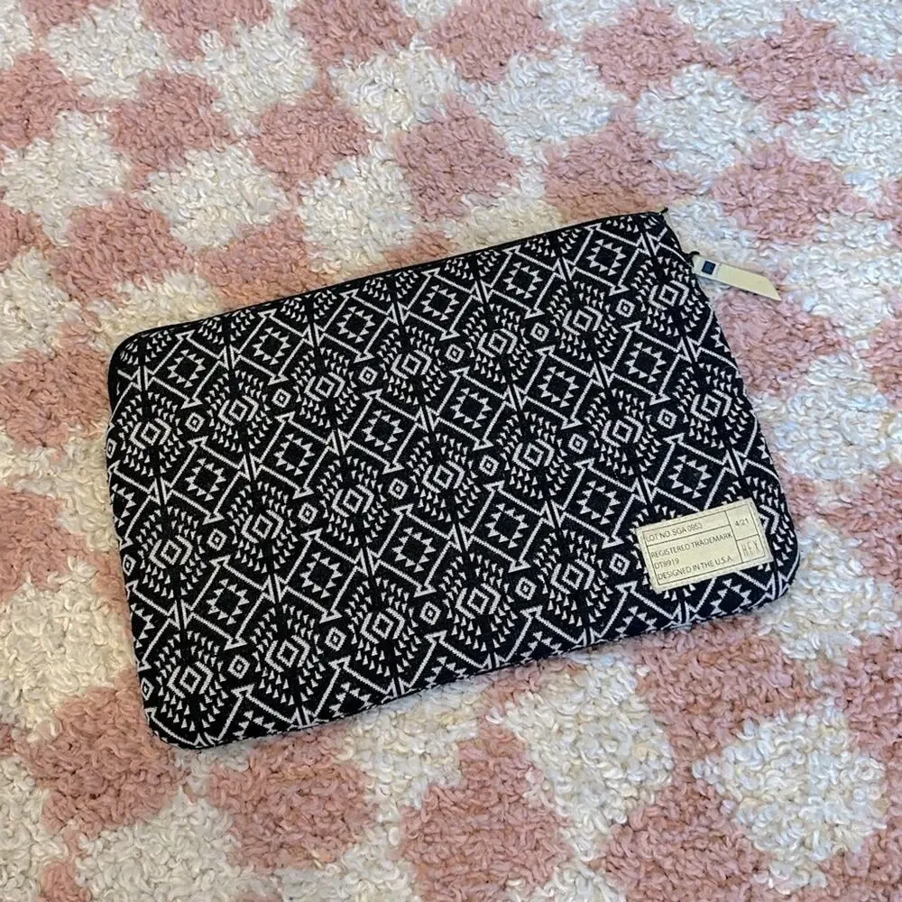 HEX Brand 13” Laptop Padded Case Bag Brocade Aztec Tribal Boho Tapestry Sleeve